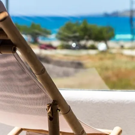 Smili-naiades/3 Bedrooms, Luxury, Beachfront בית נופש *